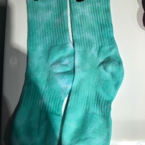 Nike tie dye socks (23$/per pair) - Picture 2 of 6